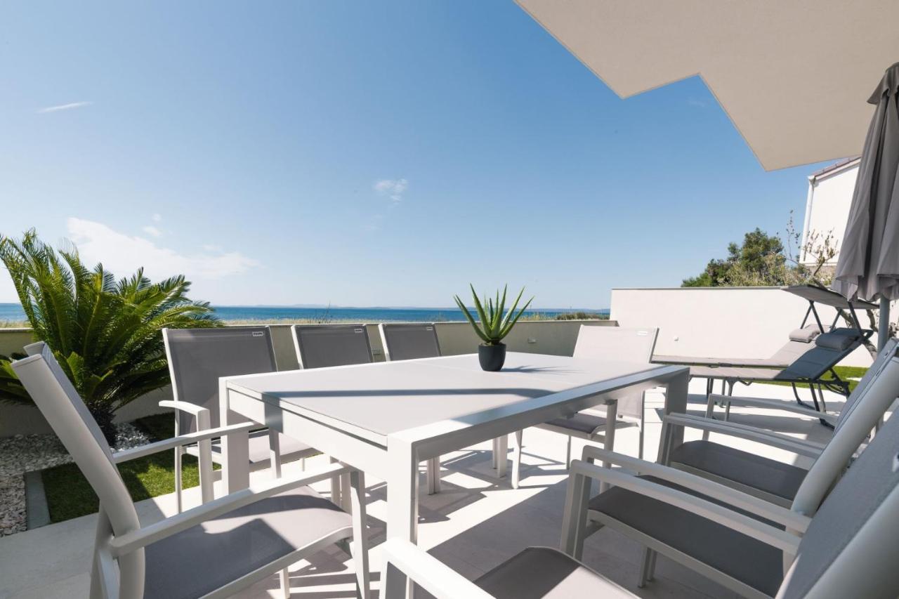 Beachfront Reiterer Villa V2 With Seaview 30 Meters From The Beach - Crowonder Luxury Rent Privlaka  Exterior photo